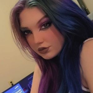 Meet your Posher, Brenna